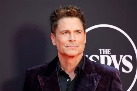 Rob Lowe says threesome sex tape leak led to him。